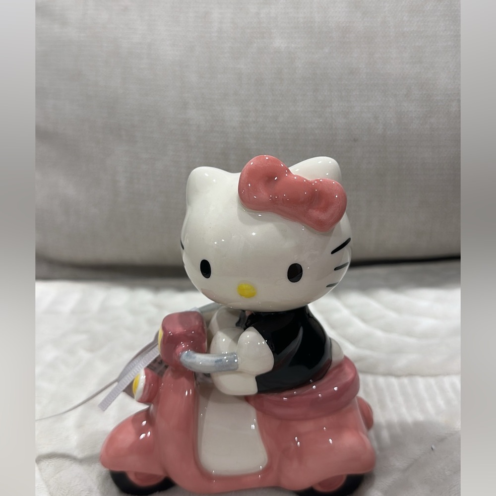 hello kitty bike ceramic